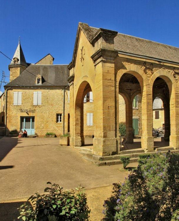 Petite Maison En Pierre Au Coeur Du Perigord Noir Salignac Eyvigues Экстерьер фото